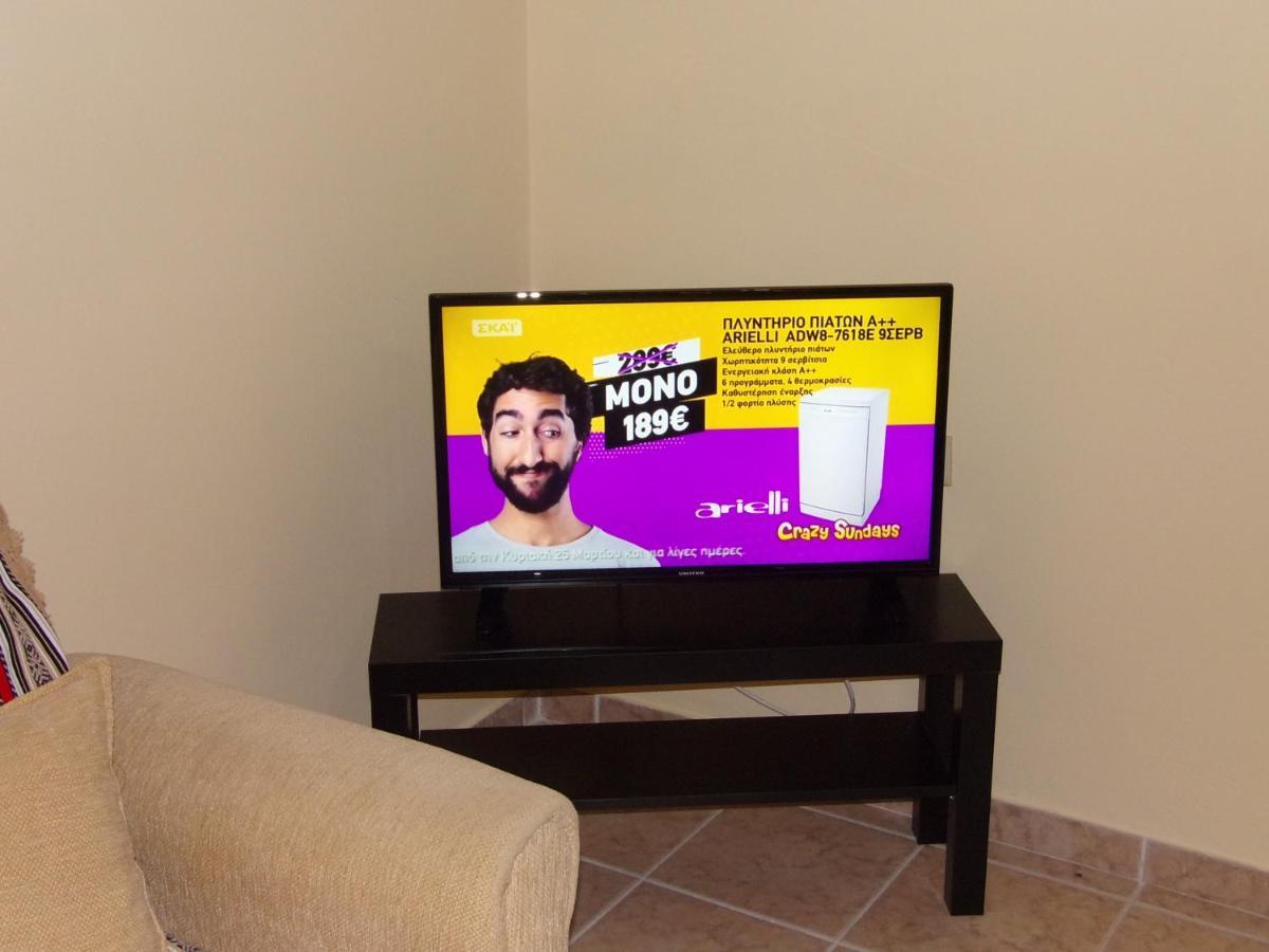 George'S Apartment Ипсос Экстерьер фото